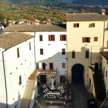 La Casina Di Nada Apartman Massa Martana Kültér fotó